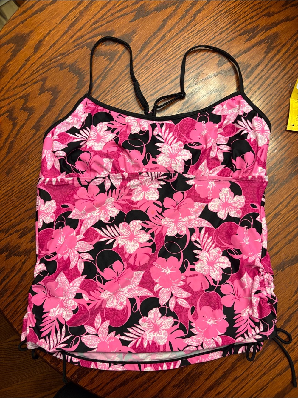 Cabela's Women's Pink and Black Floral Tankini Top